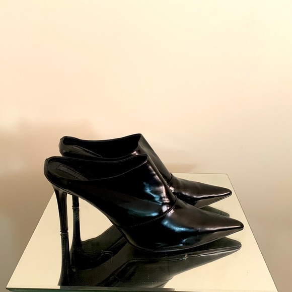 Pointed Toe 2” heel Mules - Picture 3 of 3